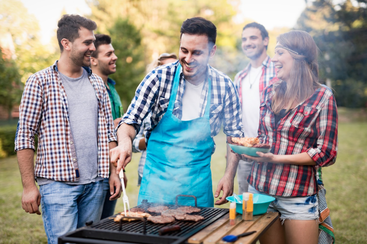 How to Throw The Best Backyard BBQ for Cheap