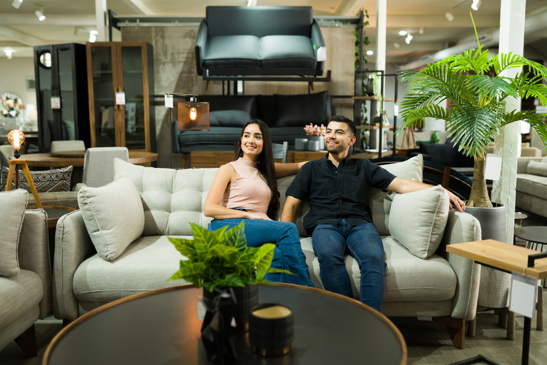 How to Get the Best Deals on New Furniture